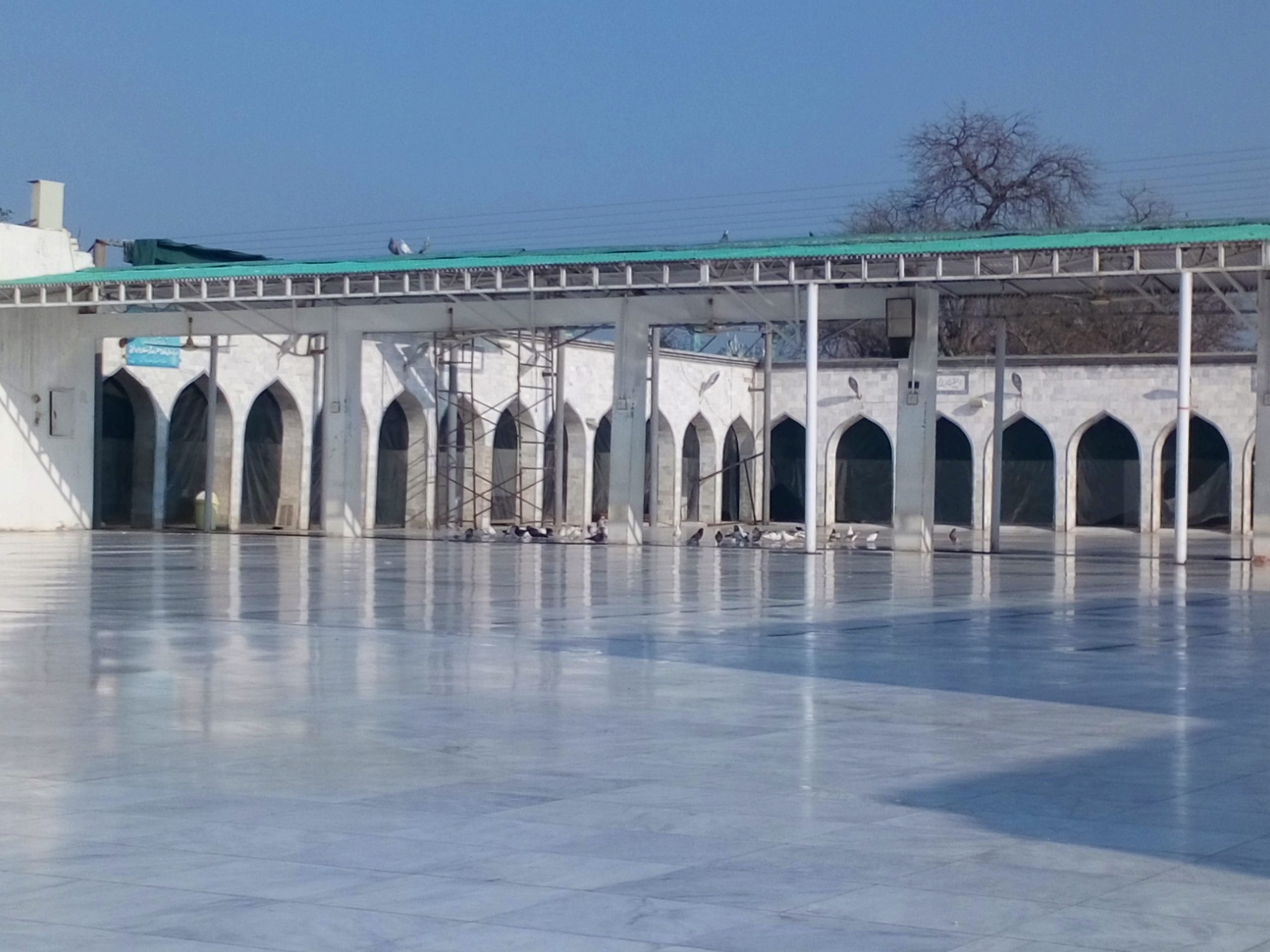 shrine sultan bahoo shrine sultan bahoo