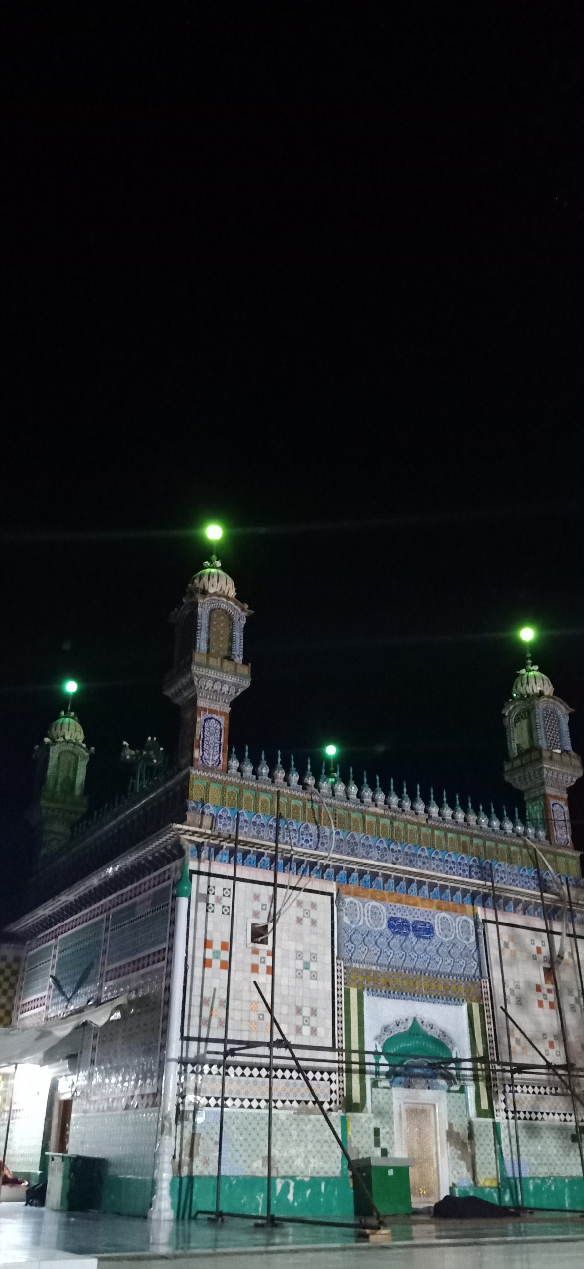 shrine sultan bahoo shrine sultan bahoo